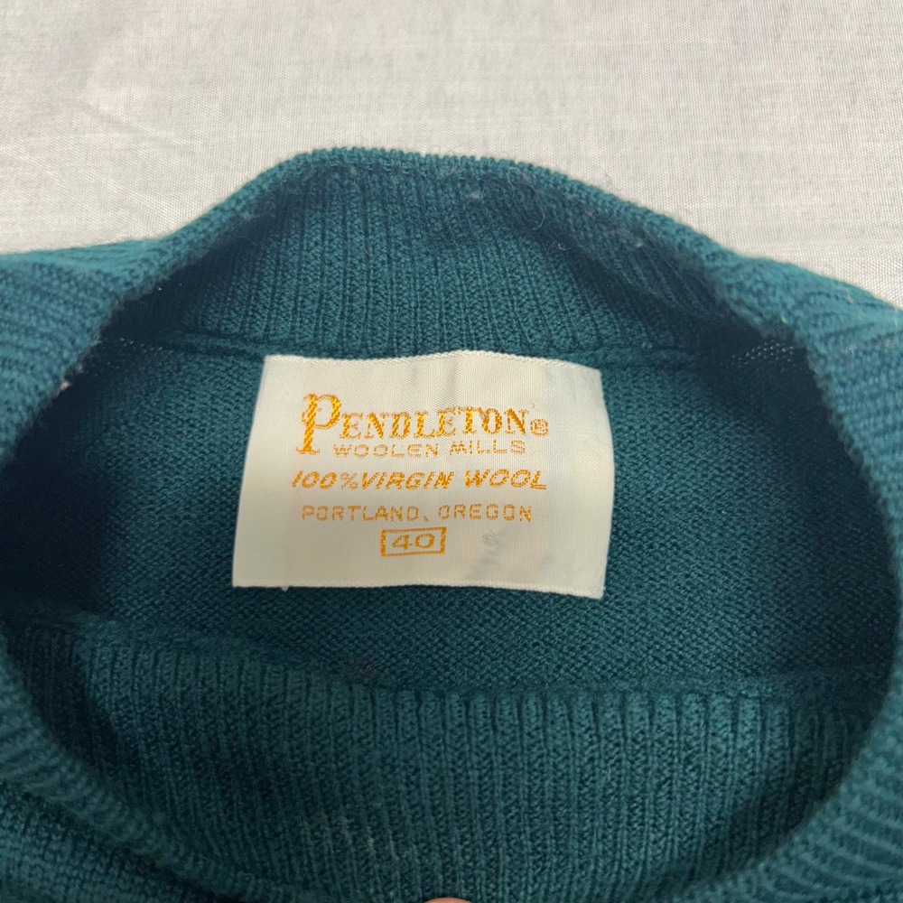 Vintage Pendleton 100% Virgin Wool Crewneck Sweater Teal Green size 40 - Picture 2 of 7